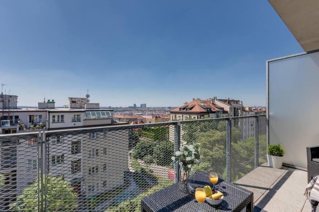 Jt'S Apartments Korunni Str. Prag Dış mekan fotoğraf