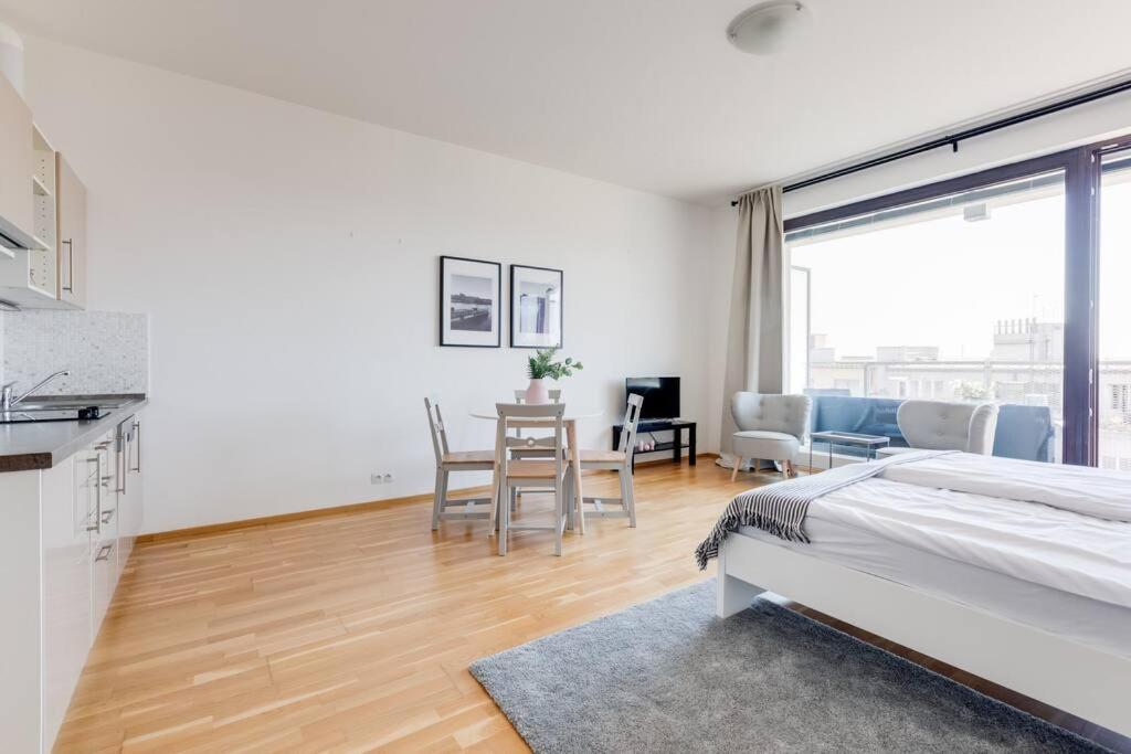Jt'S Apartments Korunni Str. Prag Dış mekan fotoğraf